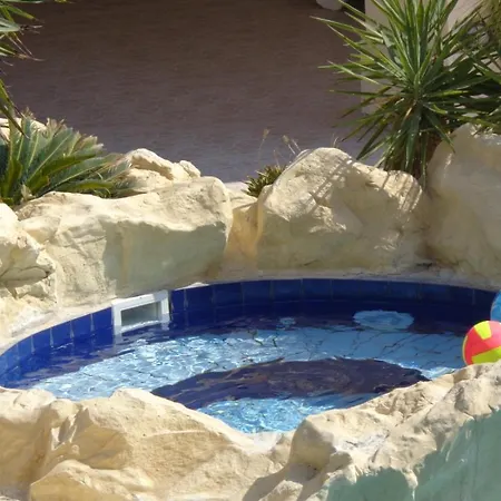 2-bedroom With Swimming Pool In Larnaca Oroklini