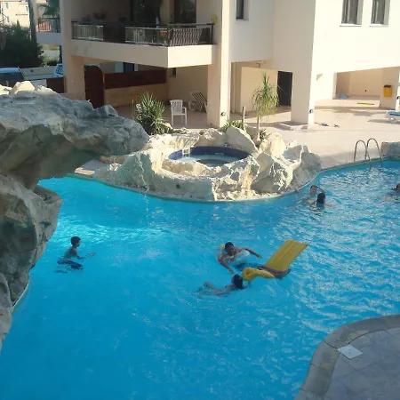 2-bedroom With Swimming Pool In Larnaca Apartamento *